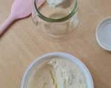 Foto del paso 2 de la receta: Postrecito en frasco, para picnic, saludable y low carb ☀️ Petit suisse con arándanos congelados 🫐