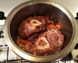 Foto del paso 5 de la receta: Osobuco de ternera en salsa