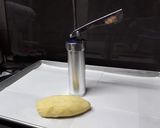 Foto del paso 3 de la receta: Galletas de mantequilla alemanas Butter Geback
