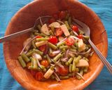 Foto del paso 2 de la receta: Ensalada de ejotes, tomates y palmitos