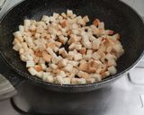 Foto langkah ke 2 dari resep Bread Popcorn - Pinggiran roti tawar.