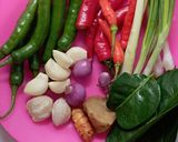 Foto langkah ke 3 dari resep Oseng Tetelan Sapi Cabe Ijo.