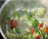 Foto del paso 3 de la receta: Lentejas con verduras/Lentejas sin carne/ Lentejas veganas