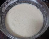Foto del paso 4 de la receta Tarta con crema pastelera, fresas y nata recubierta de natillas
