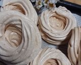 Foto del paso 3 de la receta: Minis pablovitas ❤️ con merengue suizo
