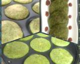 Sprouted Moong Palak Mini Chila recipe step 2 photo