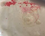 Foto langkah ke 2 dari resep Strawberry sponge cake dg metode au bain marie #Rebaked_Susan_Gracia.