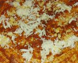A picture of step 4 of Hawaaain pizza.