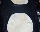 A picture of step 3 of Flour Tortillas with Oil.