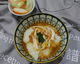 Foto langkah ke 4 dari resep Bubur Ayam Kuah Soto.