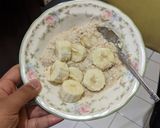 Foto langkah ke 3 dari resep Granola with Banana.
