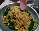 Foto langkah ke 3 dari resep Bakmi.