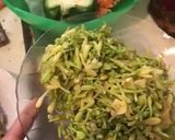 Foto langkah ke 3 dari resep Bunga pepaya tuna asap suir pedas.
