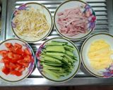 รูปขั้นตอนการทำที่ 2 ของ บะหมี่เย็นสไตล์ญี่ปุ่น (Hiyashi Chuka)