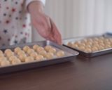A picture of step 11 of Snowball Cookies (Boule de Neige).