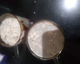 A picture of step 2 of Oreo milkshake.