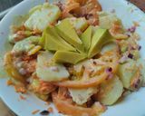 Foto del paso 6 de la receta: Ensalada🥙tibia de papa, zanahoria🥕tomate🍅cebolla🧅 aguacate🧅🍅🥕🥑