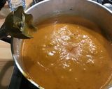Une image de l'étape 19 de Sauces aux trois piments, coriandre et radis noir.