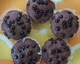 Foto langkah ke 6 dari resep Chocolate Cupcake Simple.