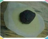 Foto langkah ke 6 dari resep Bakpia teflon cokelat keju.