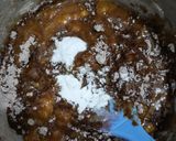 Foto langkah ke 5 dari resep Choco Banana Muffin.