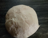A picture of step 2 of Instant pizza.