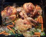 Foto del paso 8 de la receta Pollo al horno con girgolas, patatas y verduritas