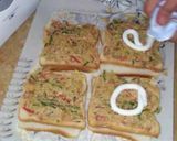 A picture of step 13 of Schezwan mayo sendwitch.