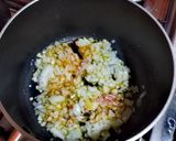 Foto del paso 2 de la receta: Salsa de tomate con hongos