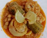صورة لخطوة 5 من وصفة 🍲 طاجين الحمص بالكورجات والبطاطا المحشية