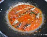 Foto langkah ke 2 dari resep Ikan Besek Tumis Kangkung.
