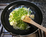 Foto del paso 2 de la receta: Mollejas de pollo en salsa