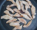 รูปขั้นตอนการทำที่ 1 ของ Grilled Chicken Mayo Sauce