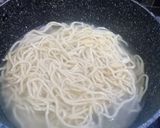 Foto langkah ke 1 dari resep Mie celor khas palembang.