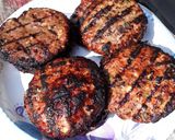 A picture of step 4 of Jalapeno Cheddarwurst Burgers.