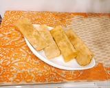 A picture of step 3 of Spicy tikka cheese wraps.