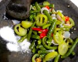 Foto langkah ke 2 dari resep Sambel Ijo Nasi Padang Simple.