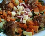 Foto del paso 5 de la receta Ensalada templada de boniato y jamón York