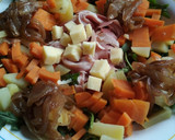 Foto del paso 5 de la receta: Ensalada templada de boniato y jamón York