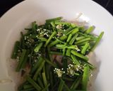 Foto langkah ke 2 dari resep Tumis Daun Prei.