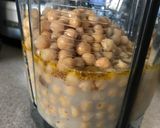 A picture of step 2 of ☆Easy☆ Hummus, Chickpeas, only mixing.