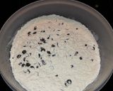Φωτογραφία βήματος 2 της συνταγής Muffins με κομμάτια σοκολάτας 🍫