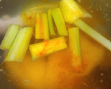 Foto del paso 1 de la receta: Sopa de "amor" con arroz y pollo
