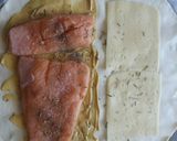 Foto del paso 2 de la receta Hojaldre de salmón y queso