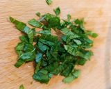 Gyümölcsös halloumi saláta recept fázis 3 fotója