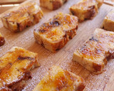 Foto del paso 12 de la receta: Pudding caramelizado de croissants