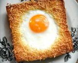 Foto langkah ke 2 dari resep Cheesy baked egg toast.