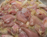 A picture of step 4 of Chicken with Shallots and Cherry Tomatoes.
