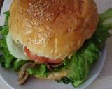 Foto langkah ke 8 dari resep Simple Meat Burger.