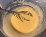 Une image de l'étape 7 de Tarte à la rhubarbe et crème de cassis (pâte brisée épeautre lait vanille).